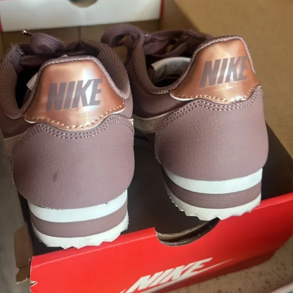 Womens Classic Cortez Leather “Smokey Mauve” Size 7 - Picture 2 of 4